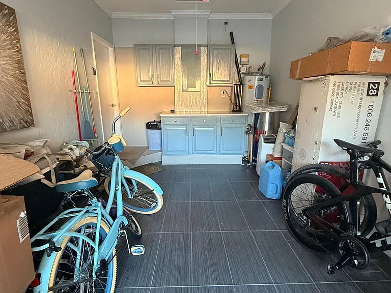 1310 SW 48th Ter — Photo 19