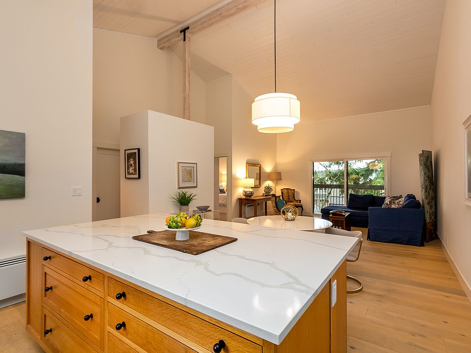 1st image of 330 Grow Ave NW #8