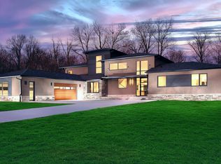2017 Burning Tree Ln, Carmel, IN 46032