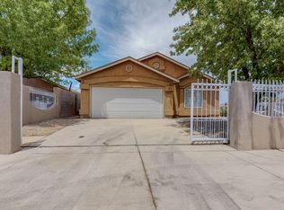 7301 Autumn Breeze Rd SW, Albuquerque, NM 87121