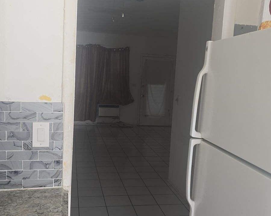 2nd image of 8017 Byron Ave #4