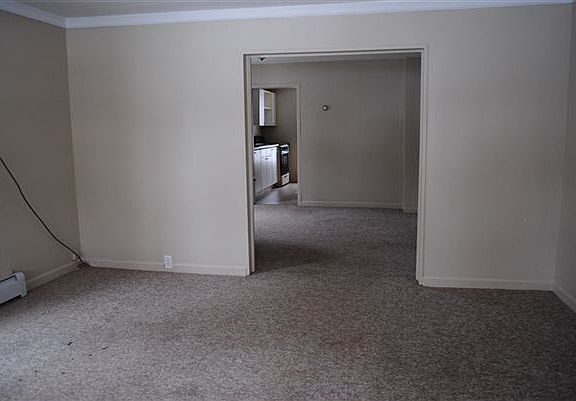 living room to dining room