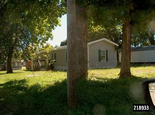 325 Market St, Centertown, KY 42328