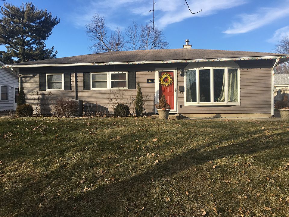 1st image of 1044 Davis Dr
