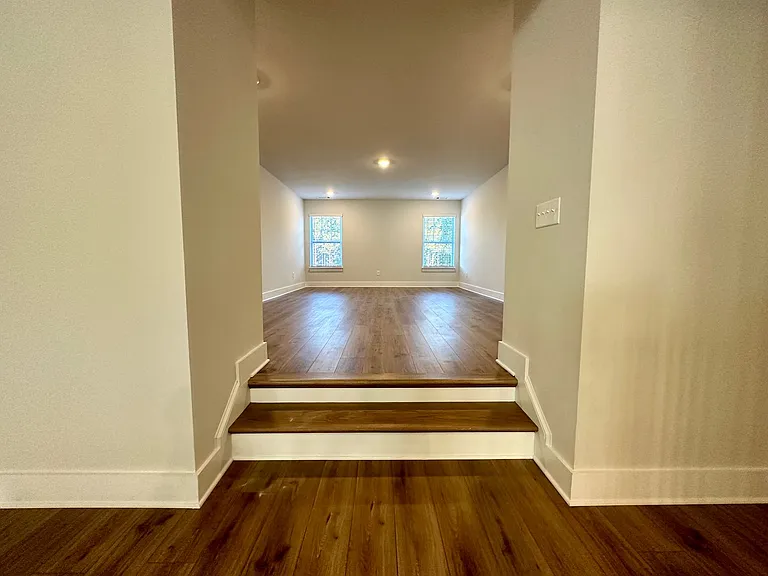 125 Grange Valley Ln — Photo 6
