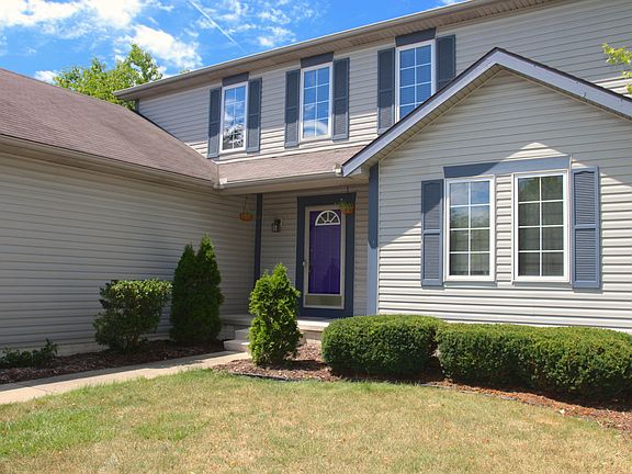3rd image of 1366 Doncogan Ct