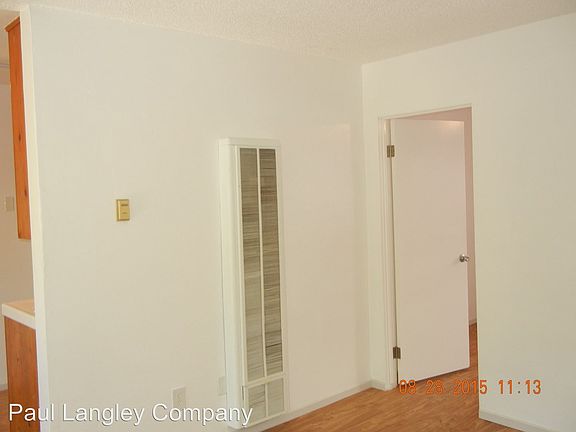5th image of 3959 Hamilton St APT 02
