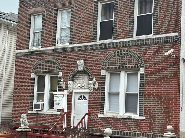 6314 23rd Avenue image 3 of 14