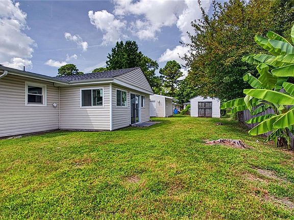 5th image of 2624 Powell Cir
