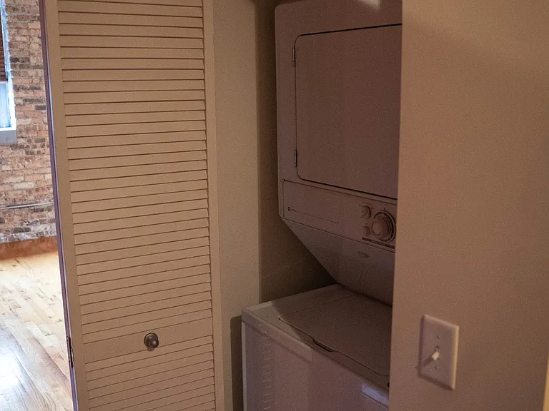 1735 N Paulina St #318 — Photo 10