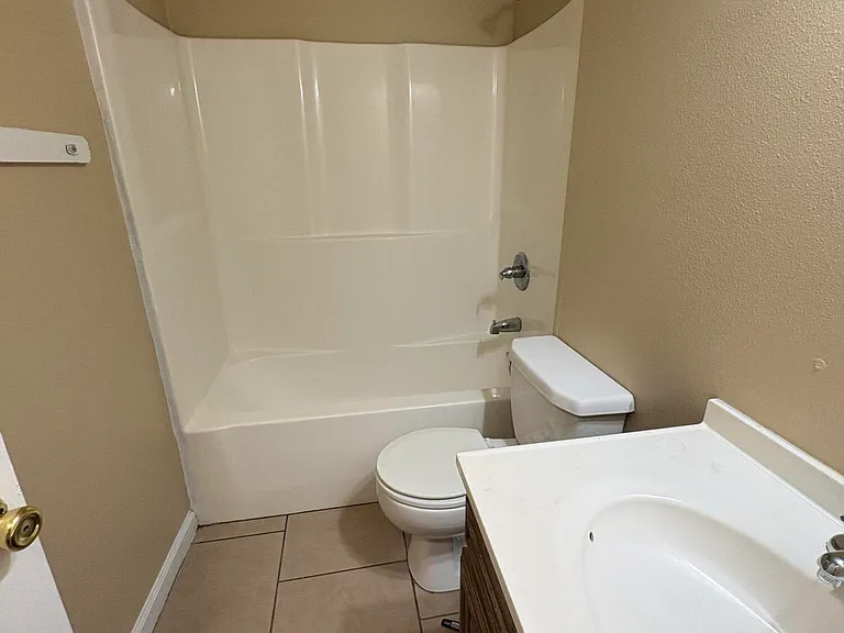 6525 Jasmine St #6 — Photo 3