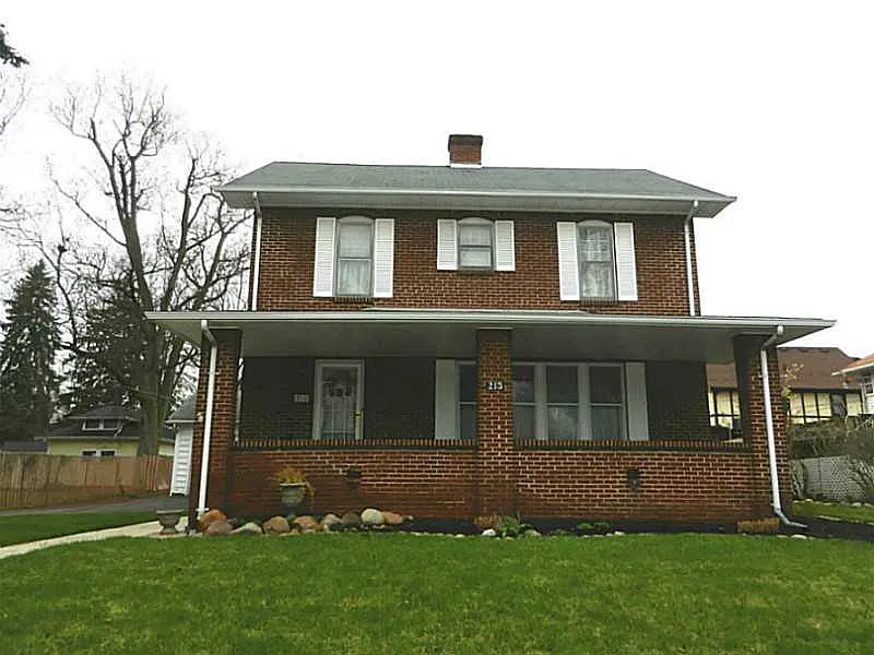 215 S Clairmont Ave photo 1