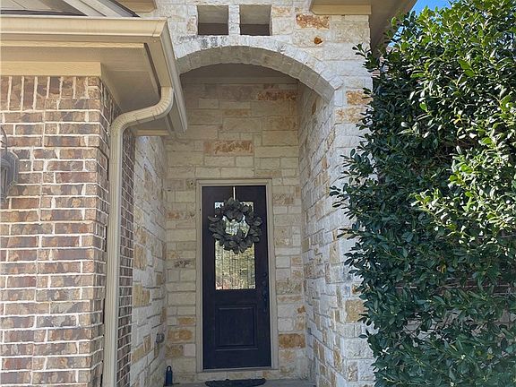2nd image of 4006 Rocky Vista Dr