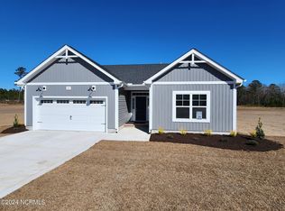 1031 Appaloosa Trl, Grimesland, NC 27837