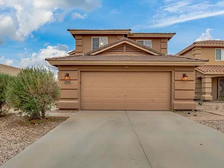 22281 W Morning Glory St — Photo 1