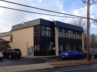 61 Vernon Valley Rd, E Northport, NY 11731
