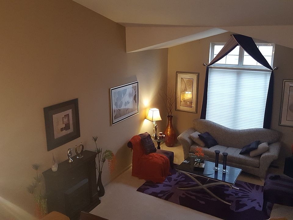 1st image of 5688 Versailles Ave E #5689