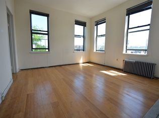42-27 35th Ave #5, Long Island City, NY 11101