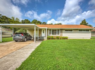 505 Riverside Dr, Clinton, TN 37716