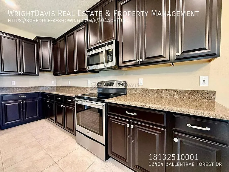 12404 Ballentrae Forest Dr — Photo 10