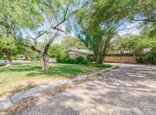 119 Oak Park Dr, San Antonio, TX 78209