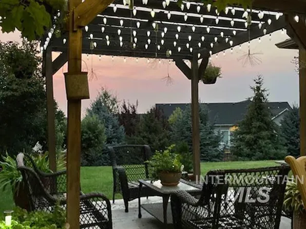 11842 W Tioga St, Boise, ID 83709