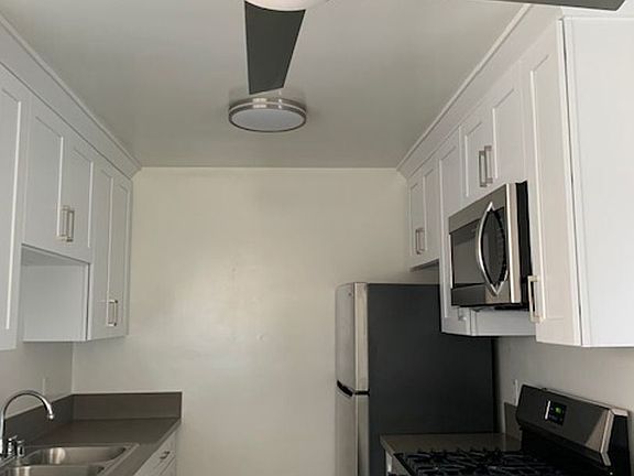 2nd image of 3626 Keystone Ave APT 5