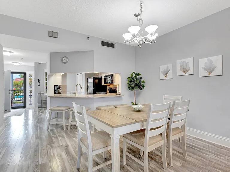200 Waterway Rd #109 — Photo 5