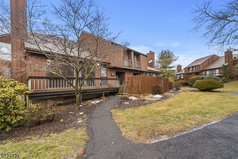 1st image of 510 Auten Rd #3C