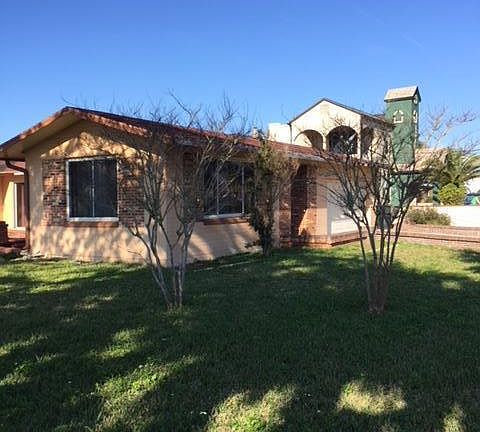 3rd image of 1224 Thompson Pl