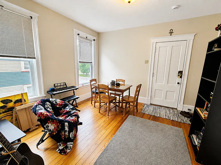 140 Elm St #4 — Photo 7