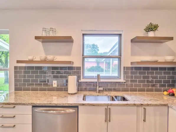 8107 Lazy Ln, Austin, TX 78757