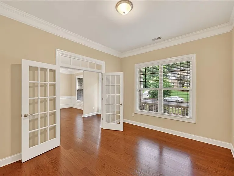 5327 Whitney Lndg — Photo 4