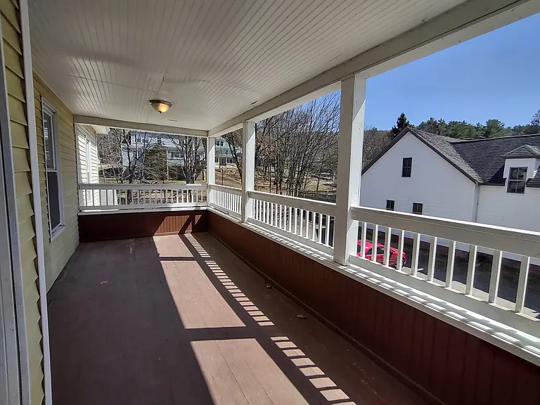48 Laurel St #4 — Photo 9