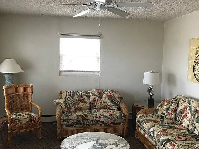 1424 Ocean Ave #1 — Photo 20