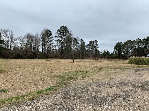 3rd image of 2467 Highway 133 N