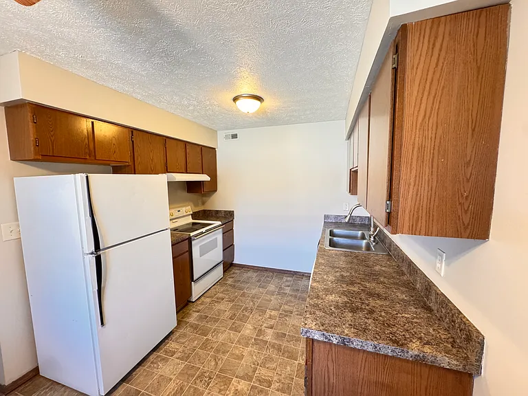 1809 Knox St #16 — Photo 7