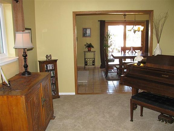 4th image of 1404 Boatright Dr NE