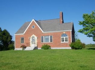 45 Desker Dr, Wirtz, VA 24184