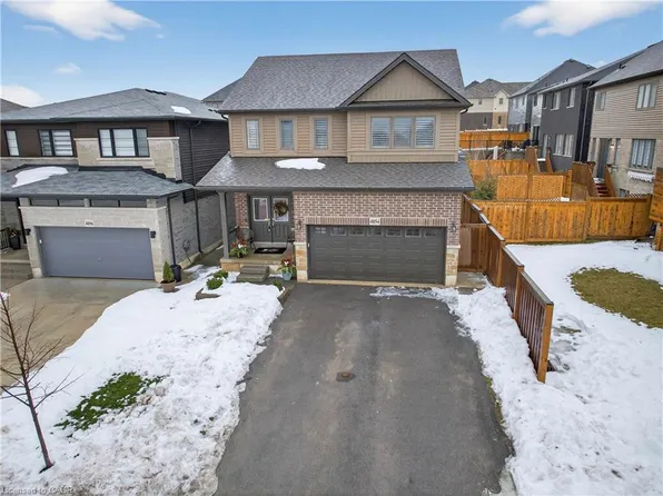 4054 Thomas St, Lincoln, ON L3J 0S5