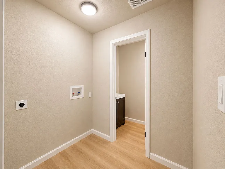 2315 Byers St — Photo 12