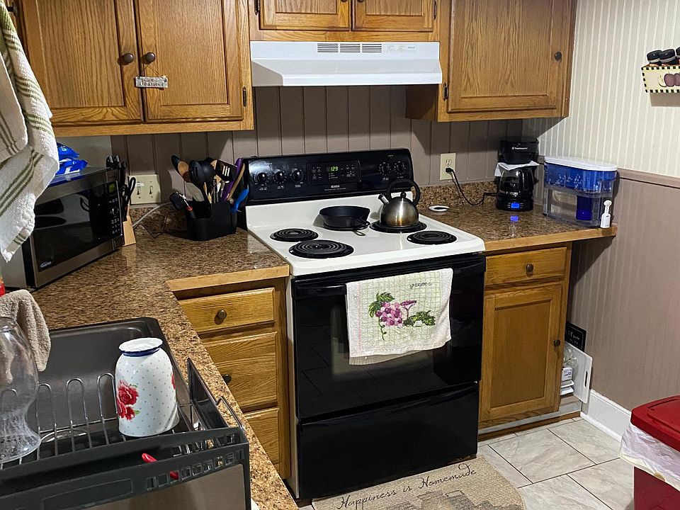 2nd image of 22 S Main St #1-R