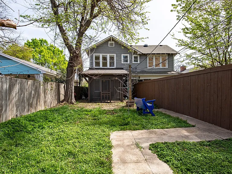 415 N Winnetka Ave — Photo 25