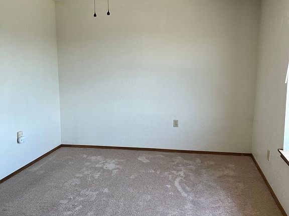 3rd image of 2116 Scenic Dr N #H2