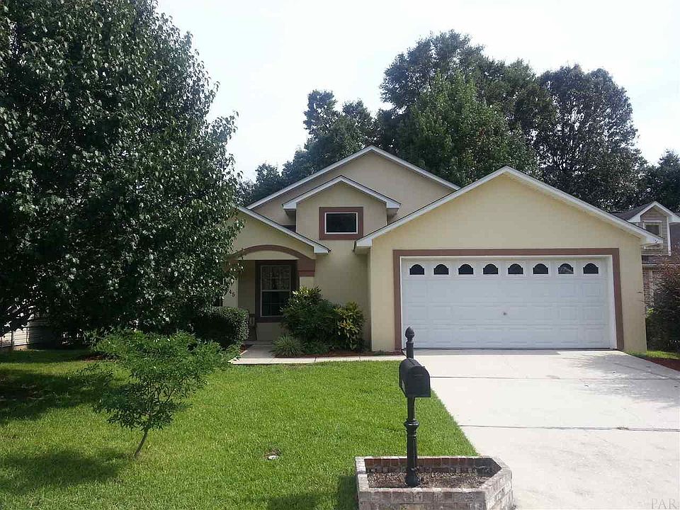 1st image of 8245 Carriage Ln