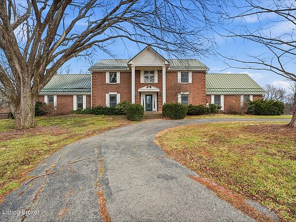 2nd image of 4501 Brittany Ln