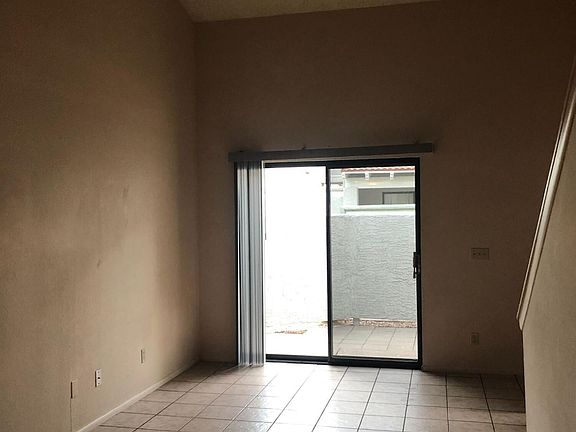 3rd image of 850 S River Dr Unit 1034