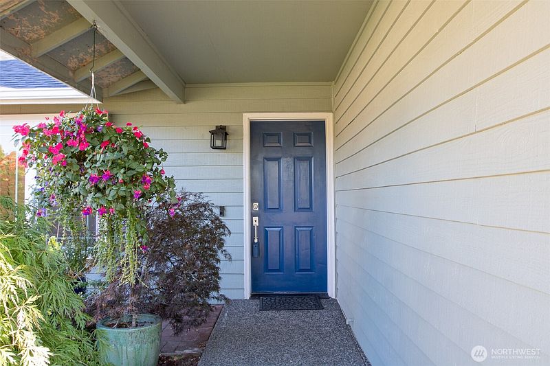 3rd image of 1416 SW 352nd Court