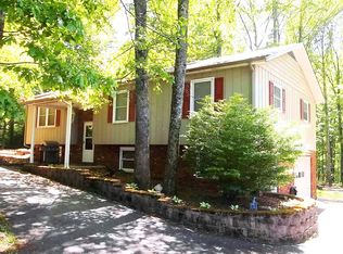 112 Ridge Dr, Jefferson, NC 28640