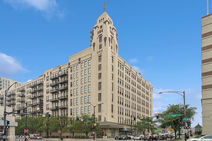 1st image of 758 N Larrabee St APT 311